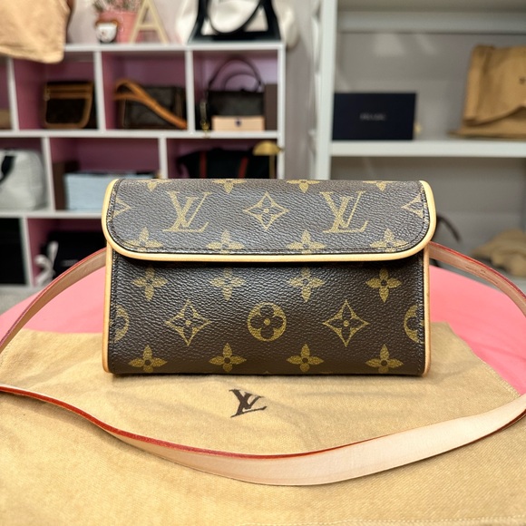 Louis Vuitton Pochette Florentine Belt Bag M - Picture 2 of 15